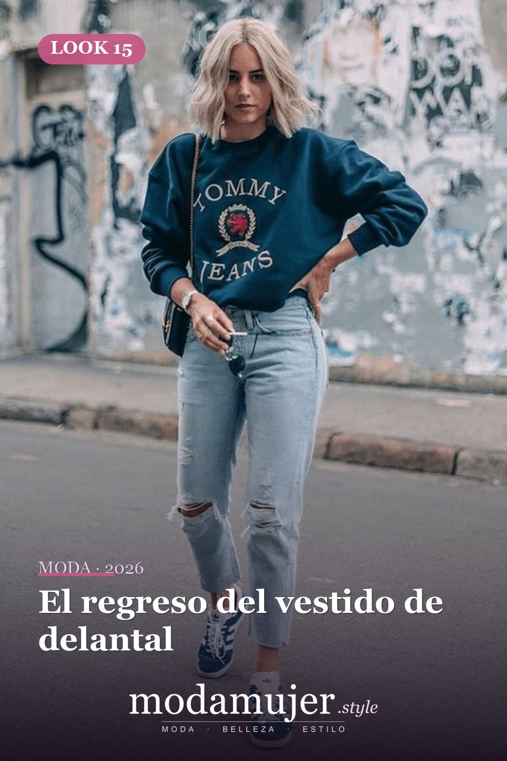 El regreso del vestido de delantal — Más de 29 ideas de outfits básicos de invierno que toda mujer debe conocer