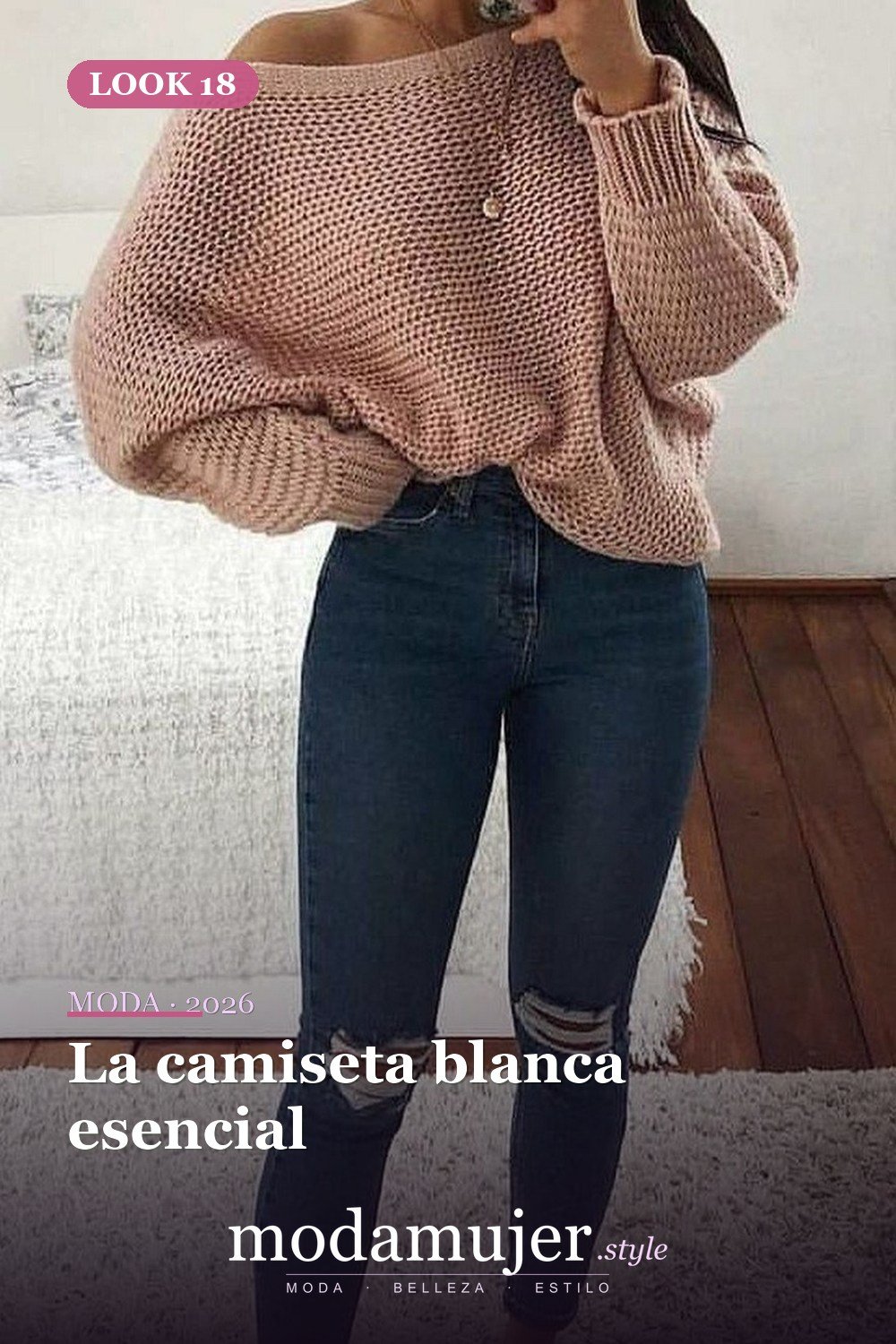 La camiseta blanca esencial — Más de 29 ideas de outfits básicos de invierno que toda mujer debe conocer
