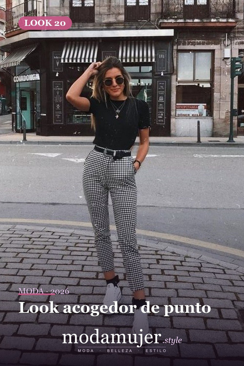 Look acogedor de punto — Más de 29 ideas de outfits básicos de invierno que toda mujer debe conocer