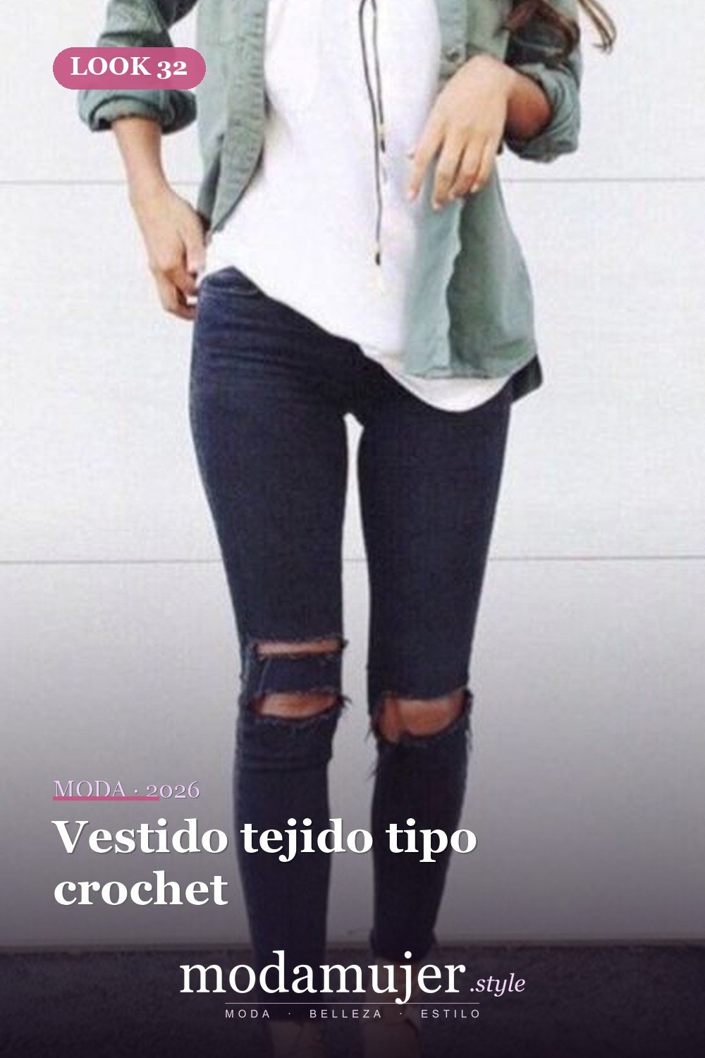 Vestido tejido tipo crochet — Más de 30 ideas de trajes de verano para mujer en 2026