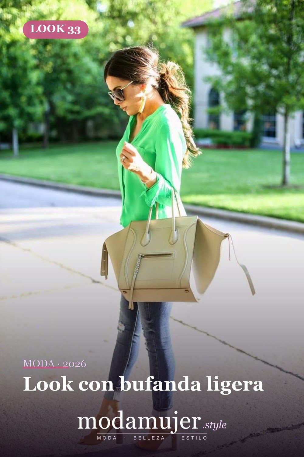 Look con bufanda ligera — Más de 35 acogedoras ideas de trajes de primavera cómodos para usar todos los días