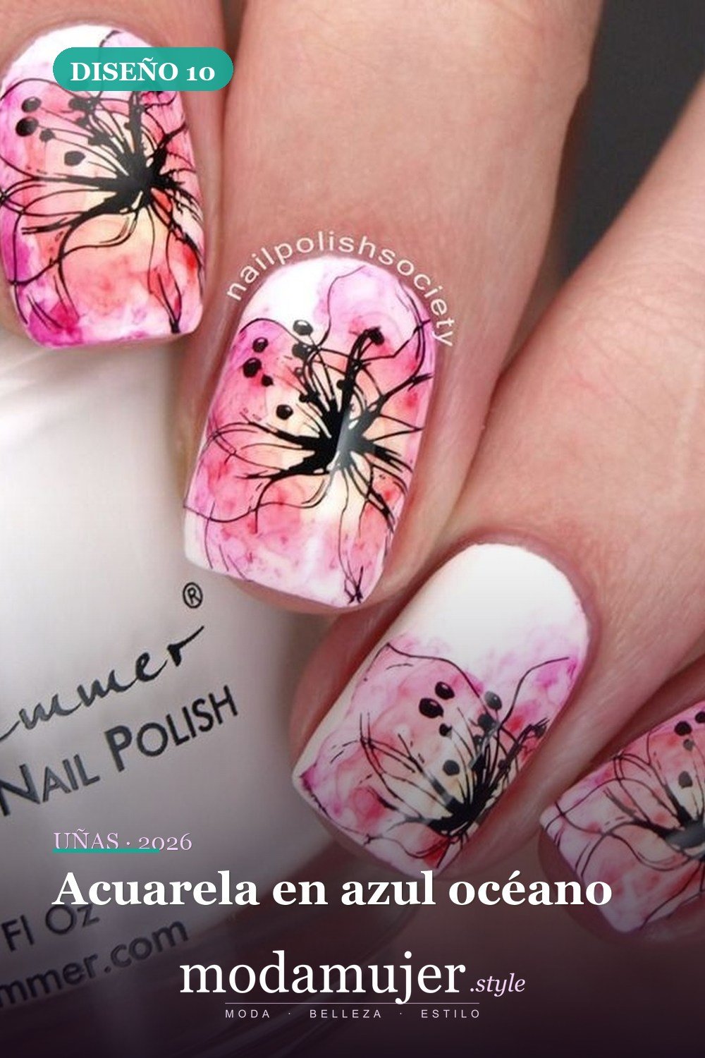 Acuarela en azul océano — Más de 35 ideas de arte de uñas de acuarela inusuales que se ven geniales