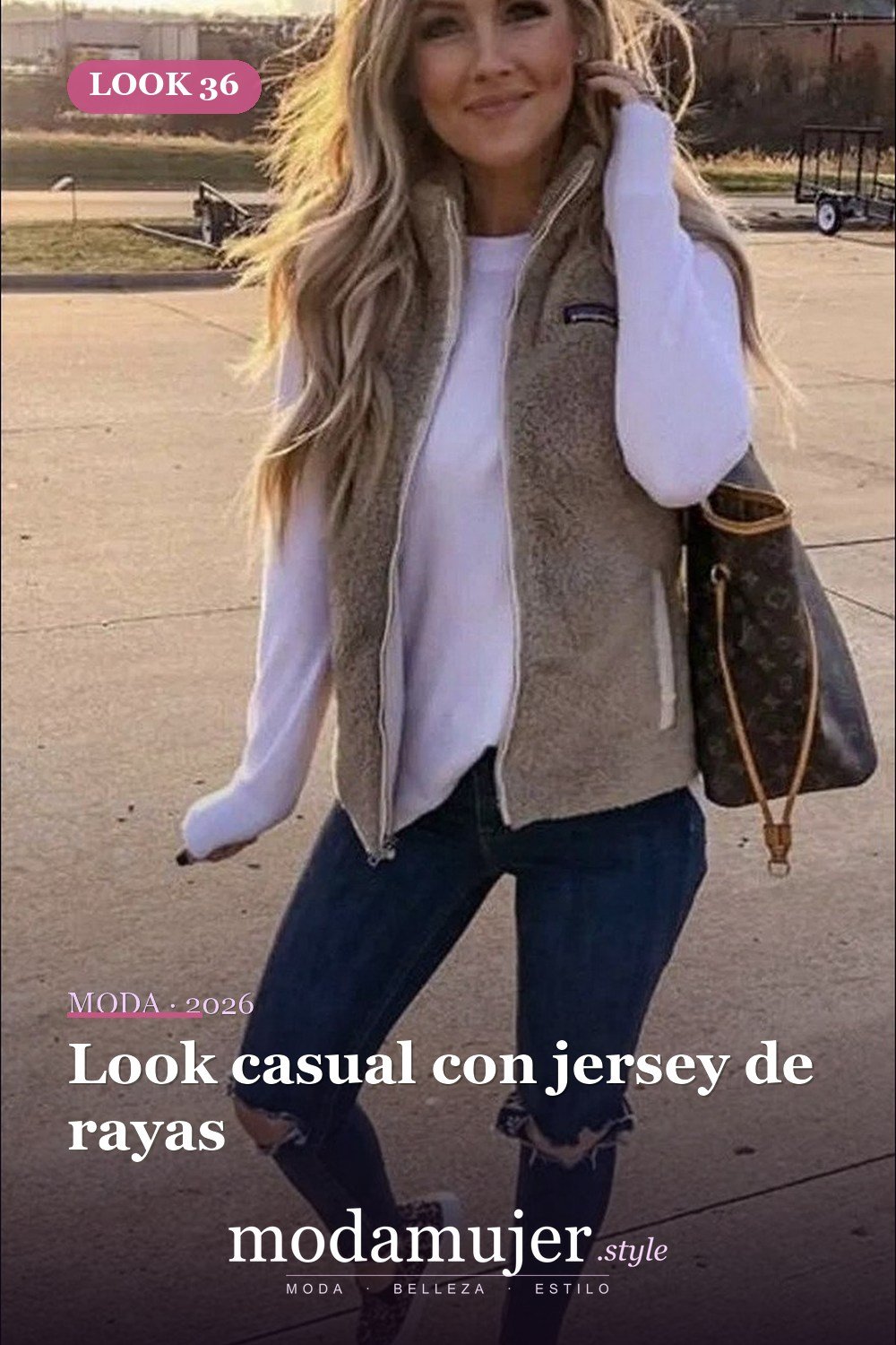 Look casual con jersey de rayas — Más de 40 ideas de trajes de invierno para mujeres en 2026