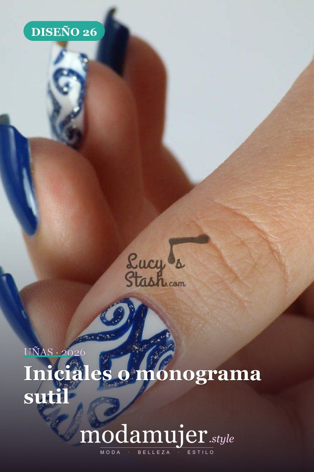 Iniciales o monograma sutil — Más de 40 ideas inspiradoras de arte de uñas para la fiesta de bodas