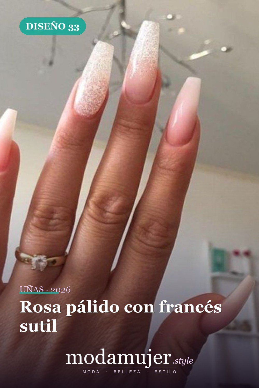 Rosa pálido con francés sutil — Más de 40 ideas inspiradoras de arte de uñas para la fiesta de bodas