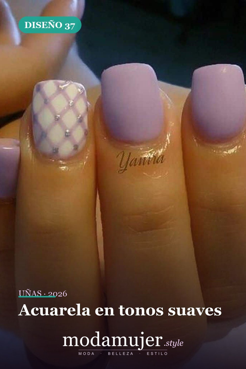 Acuarela en tonos suaves — Más de 42 ideas modernas de diseño de uñas de Pascua