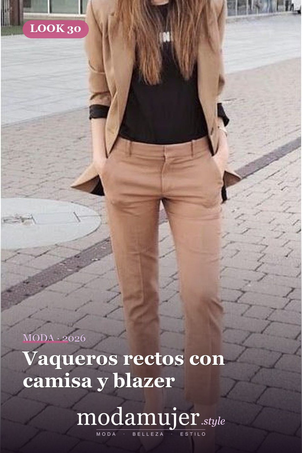 Vaqueros rectos con camisa y blazer — Más de 42 trajes casuales de trabajo para mujeres para el invierno