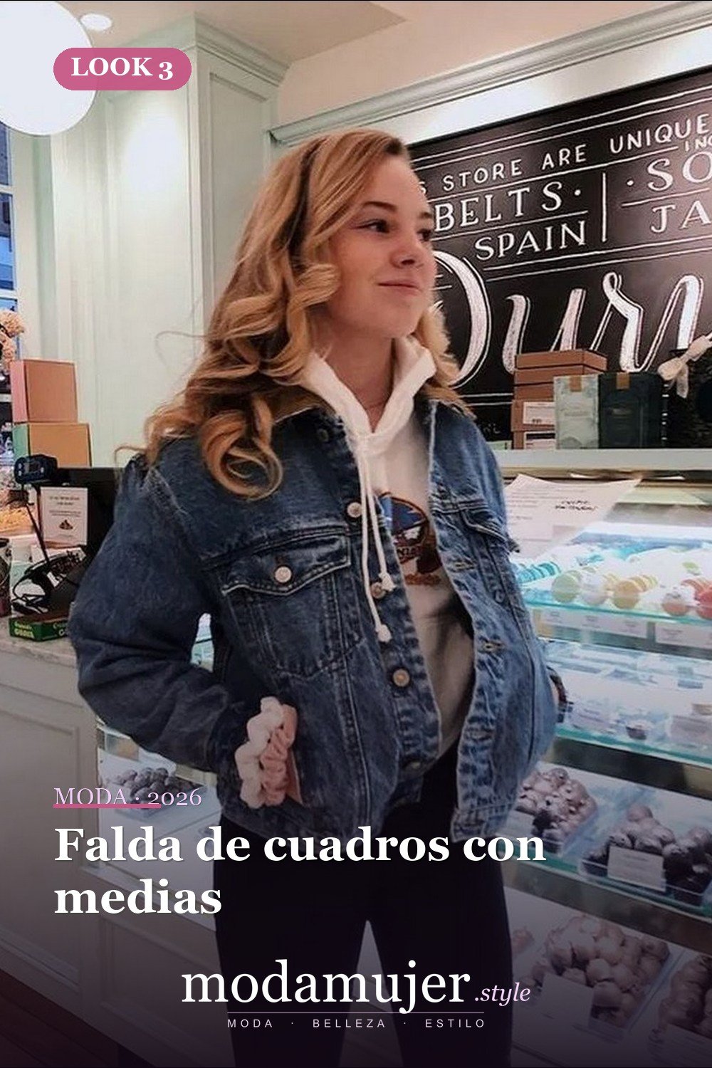 Falda de cuadros con medias — Más de 45 conjuntos de invierno para la escuela que te encantarán