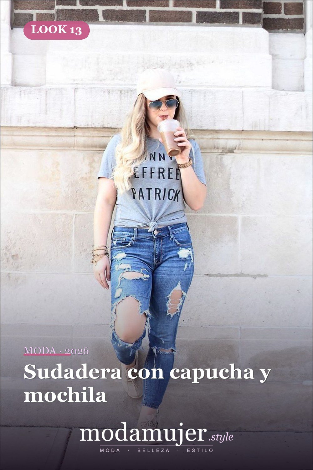 Sudadera con capucha y mochila — Más de 45 conjuntos de invierno para la escuela que te encantarán