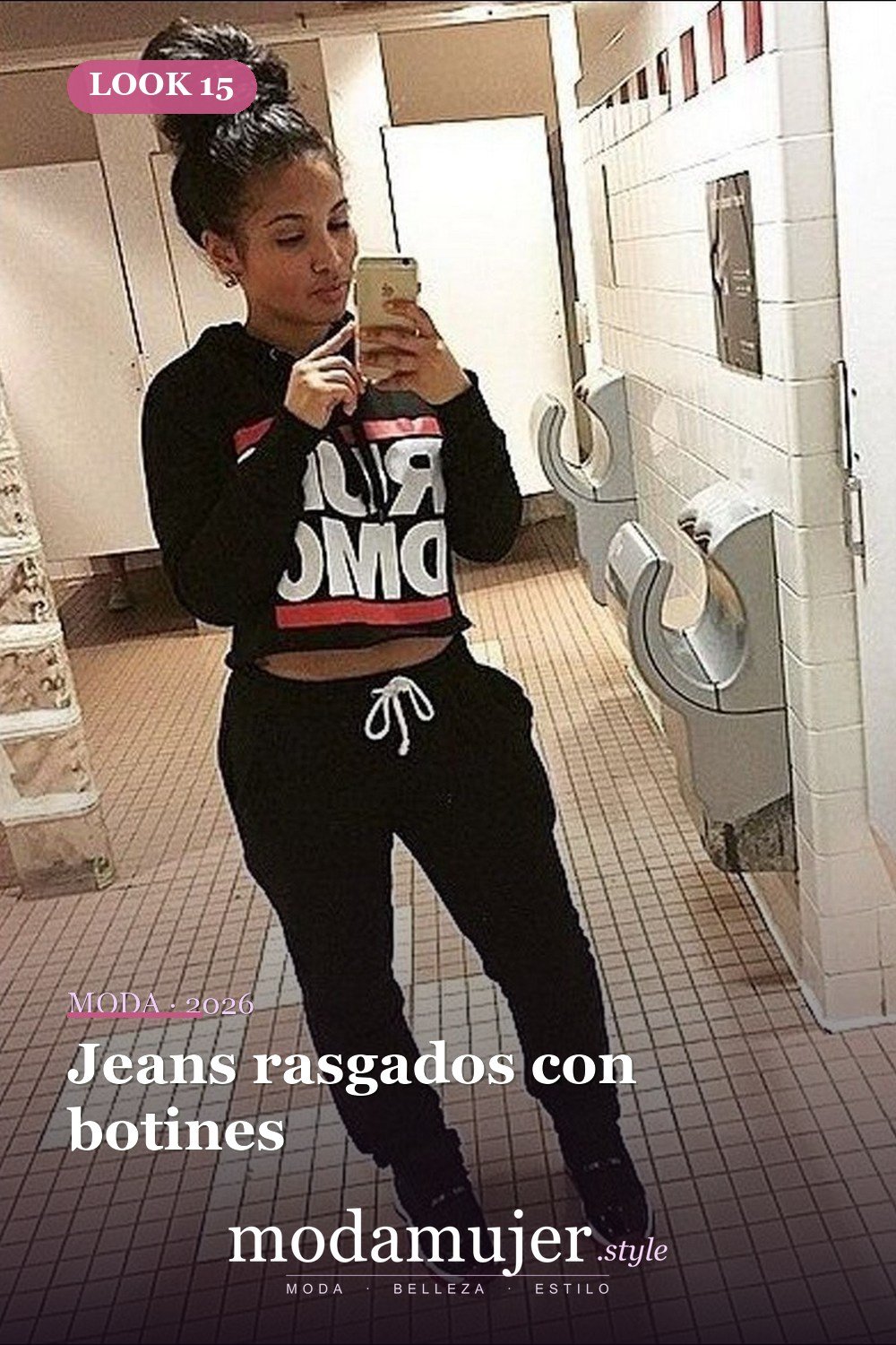 Jeans rasgados con botines — Más de 45 conjuntos de invierno para la escuela que te encantarán