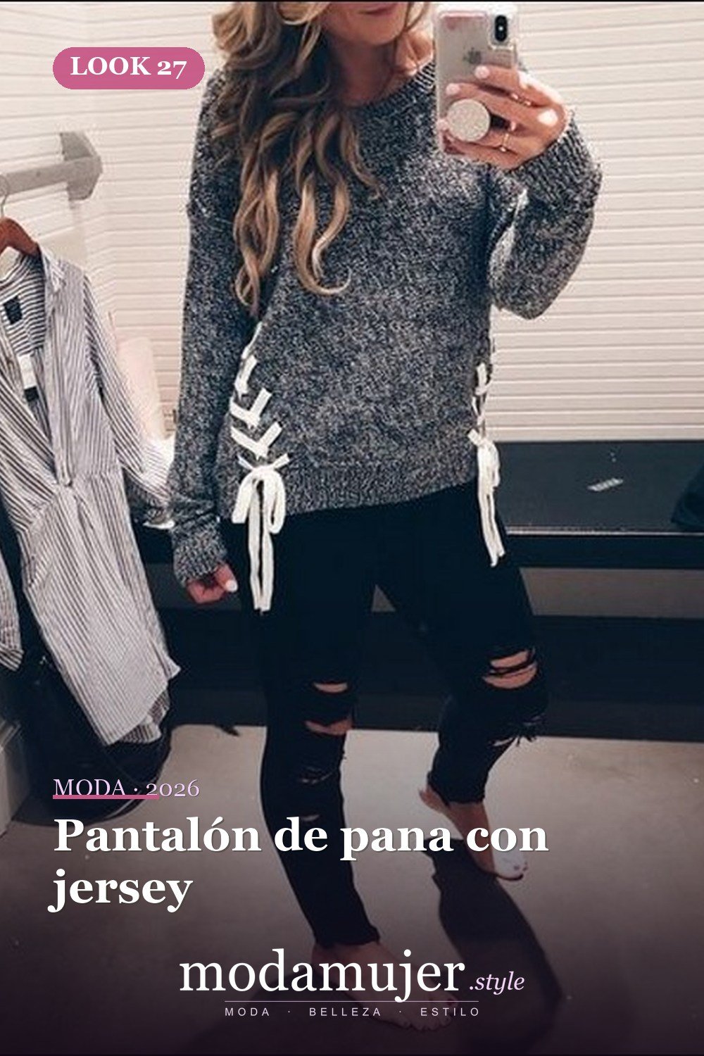 Pantalón de pana con jersey — Más de 45 conjuntos de invierno para la escuela que te encantarán