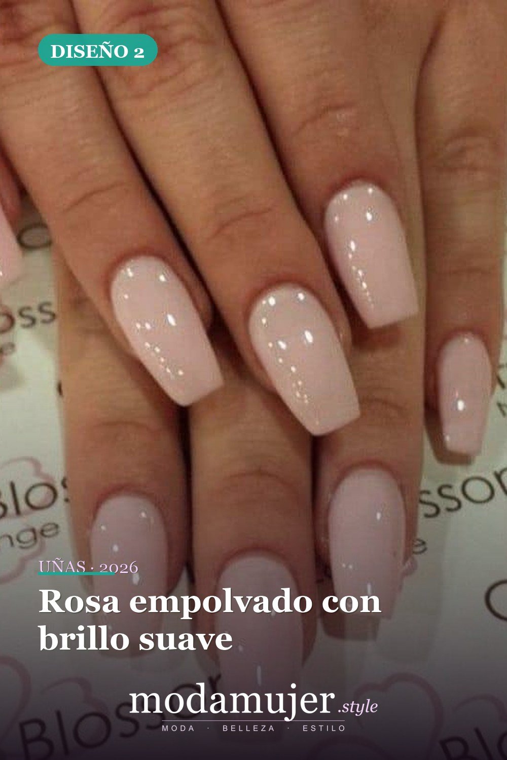 Rosa empolvado con brillo suave — Más de 46 bonitos diseños de uñas de ataúd acrílico que debes probar