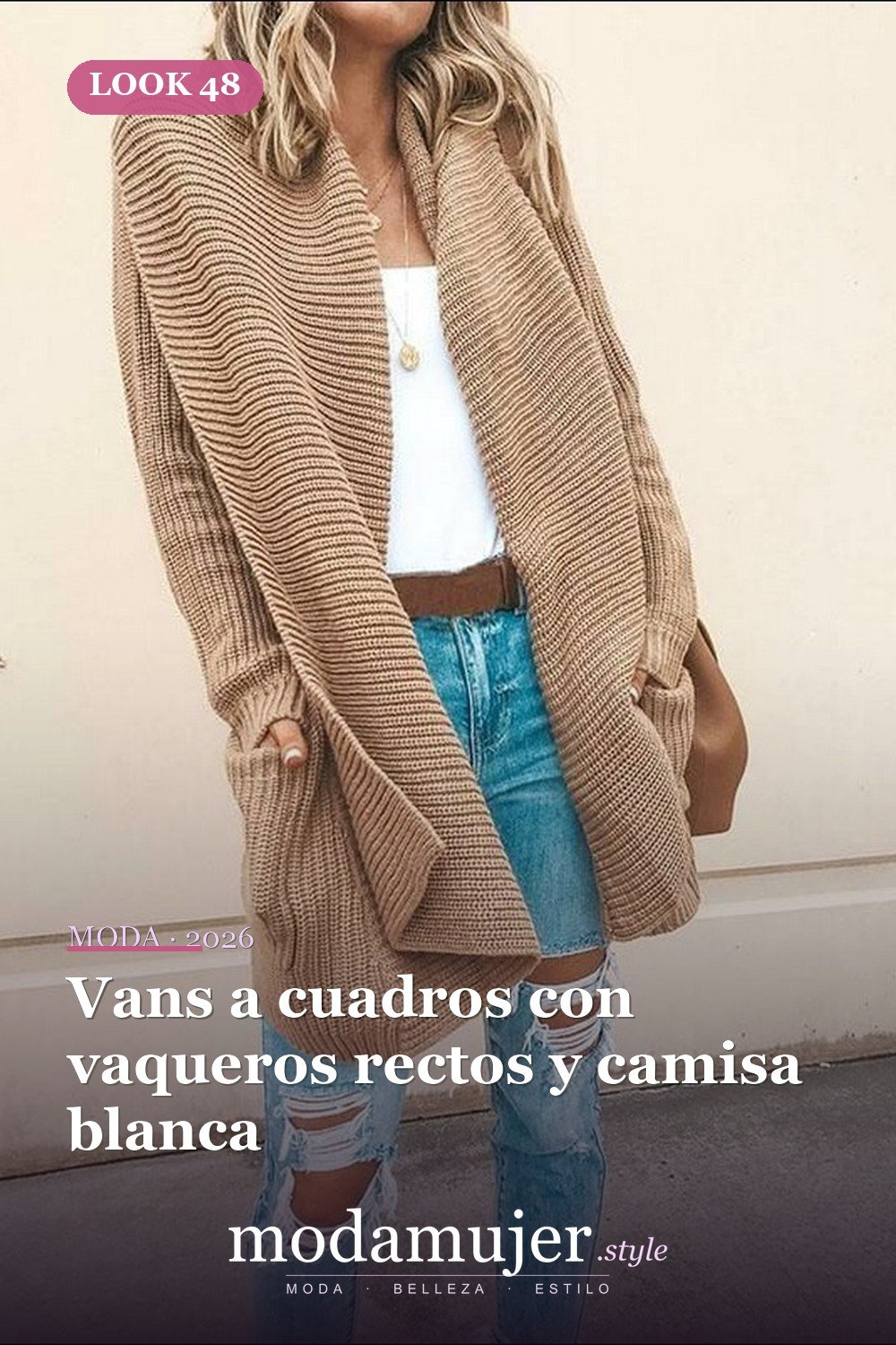 Vans a cuadros con vaqueros rectos y camisa blanca — Más de 50 looks con Vans a cuadros: outfits casuales de otoño e invierno