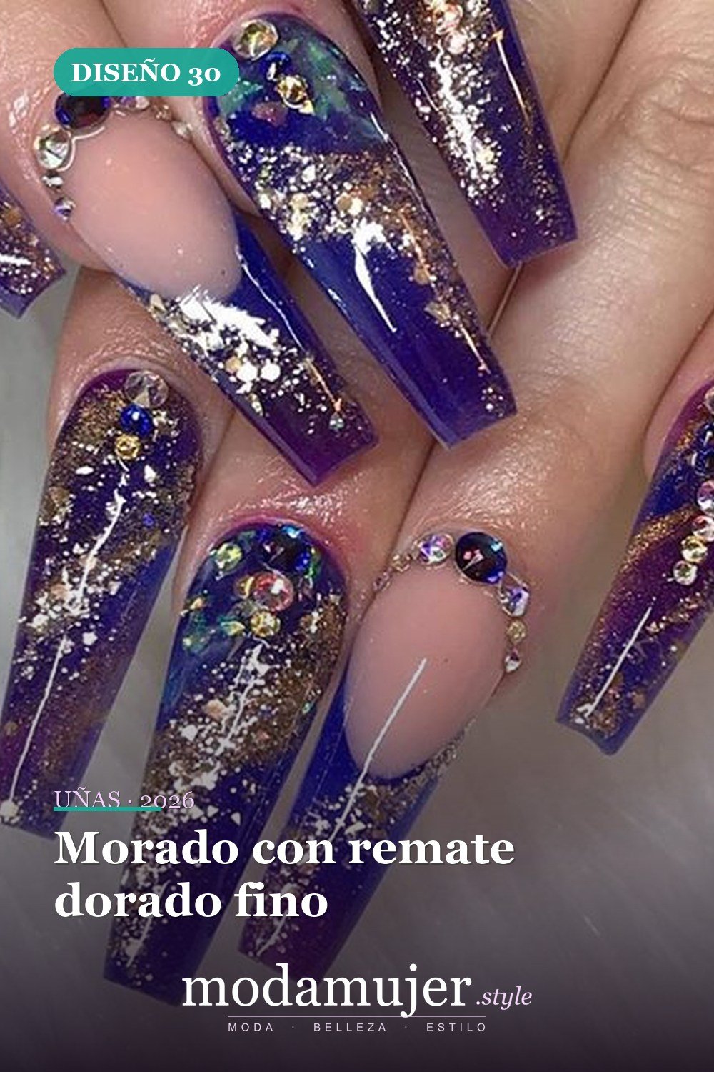 Morado con remate dorado fino — Más de 60 encantadores y hermosos diseños de uñas morados
