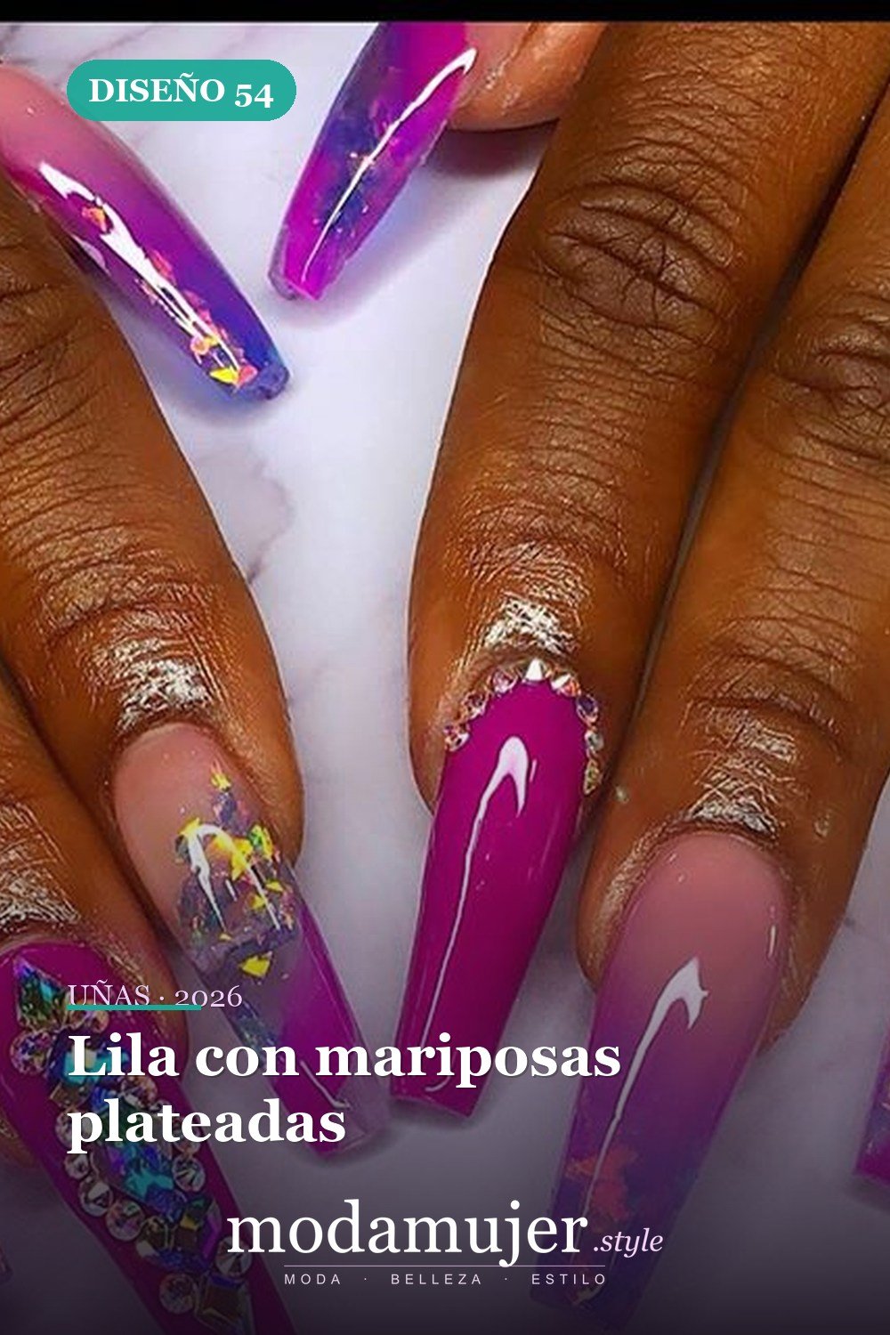Lila con mariposas plateadas — Más de 60 encantadores y hermosos diseños de uñas morados