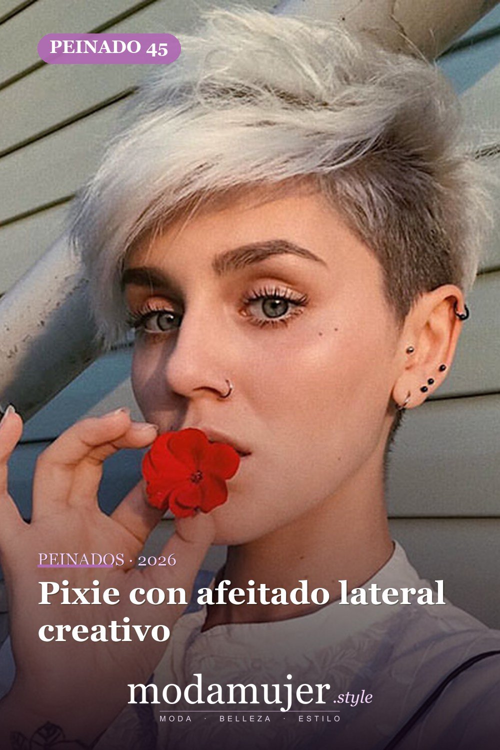 Pixie con afeitado lateral creativo — Más de 70 ideas de corte pixie para mujer en 2026