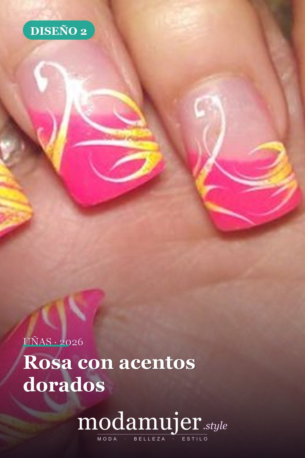 Rosa con acentos dorados — Más de 90 ideas glamorosas de uñas de punta francesa: ¡todo sobre el rosa!