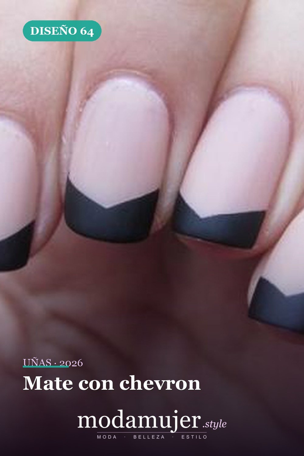 Mate con chevron — Más de 90 ideas glamorosas de uñas de punta francesa: ¡todo sobre el rosa!