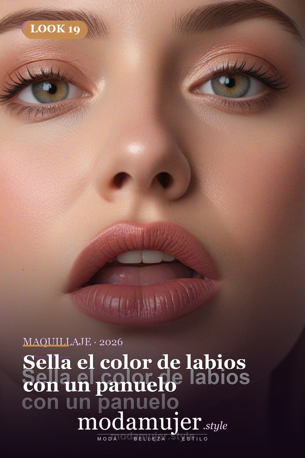 Sella el color de labios con un panuelo — 30 trucos de belleza imprescindibles para 2026